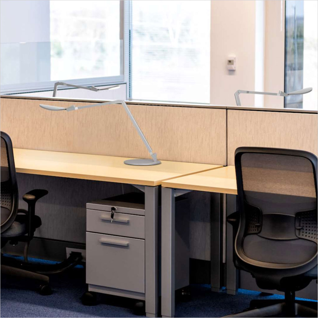 Splitty Reach Table Lamp