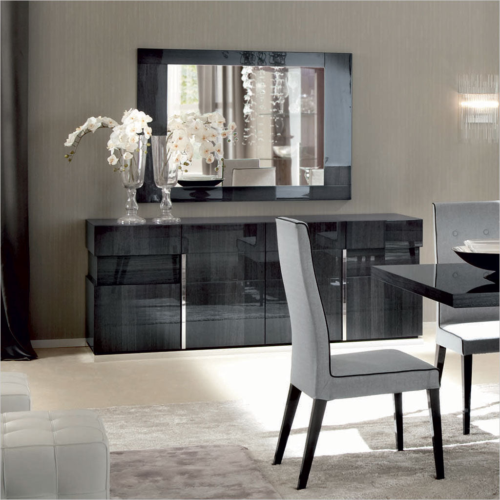 buffet in grey high-gloss finish