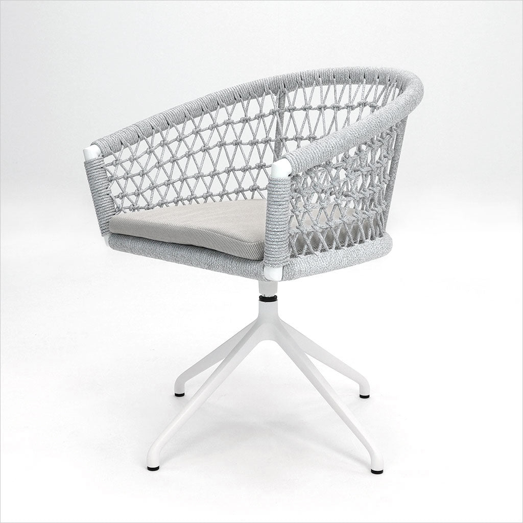 outdoor swivel dining chair