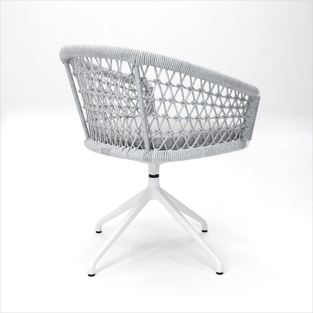 outdoor swivel dining chair