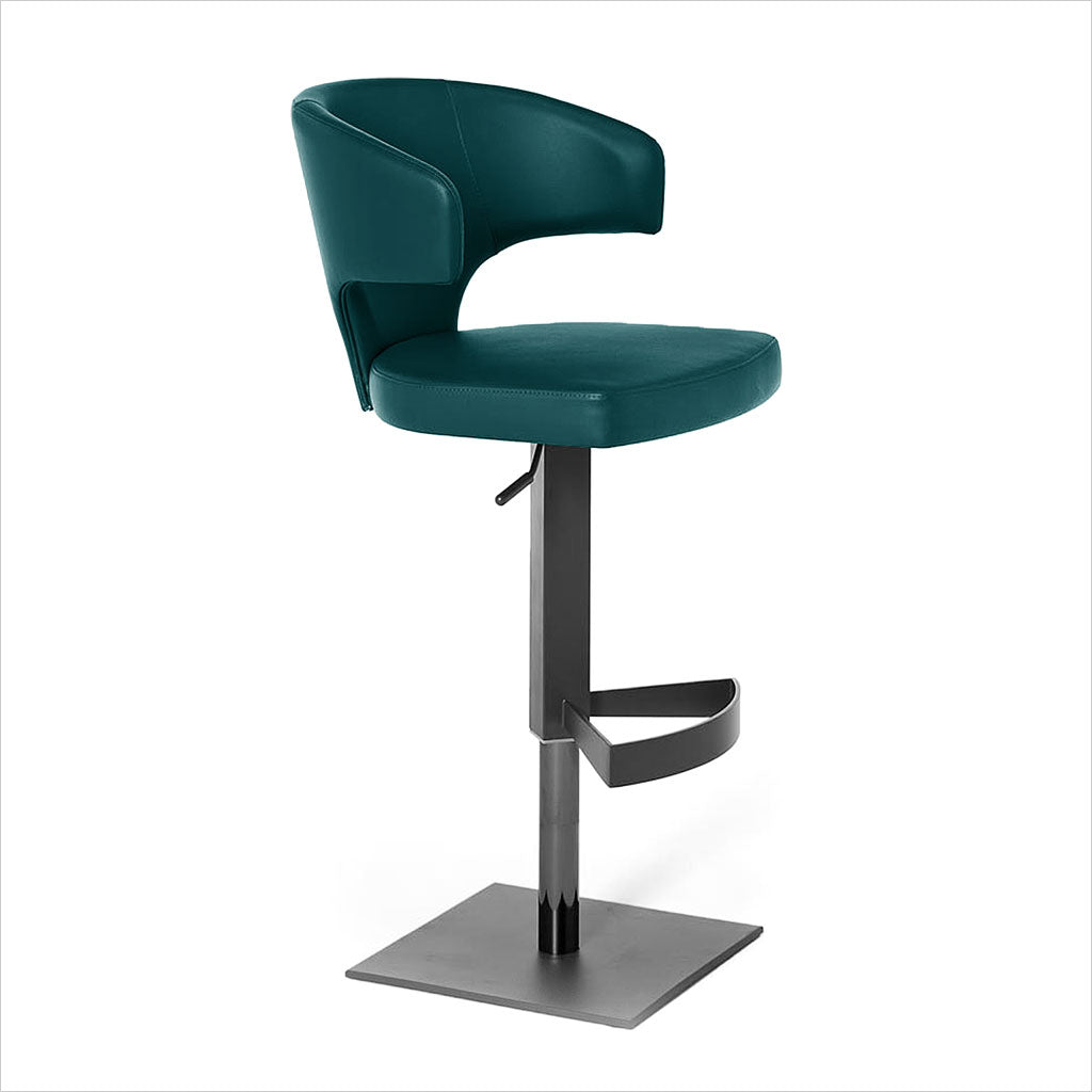 adjustable barstool with pedestal base and leather seating