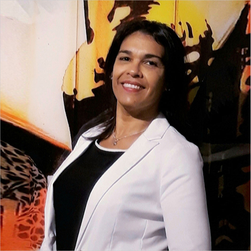 Evelyn Perez