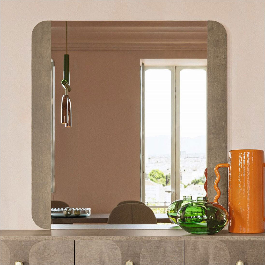 Novello Mirror
