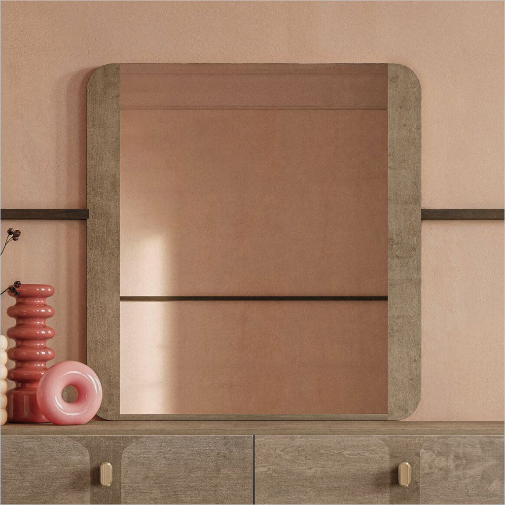 Novello Mirror