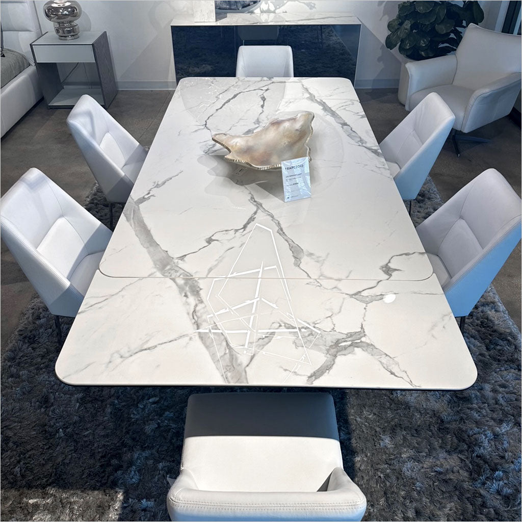 Desmo Dining Table - Estatuario