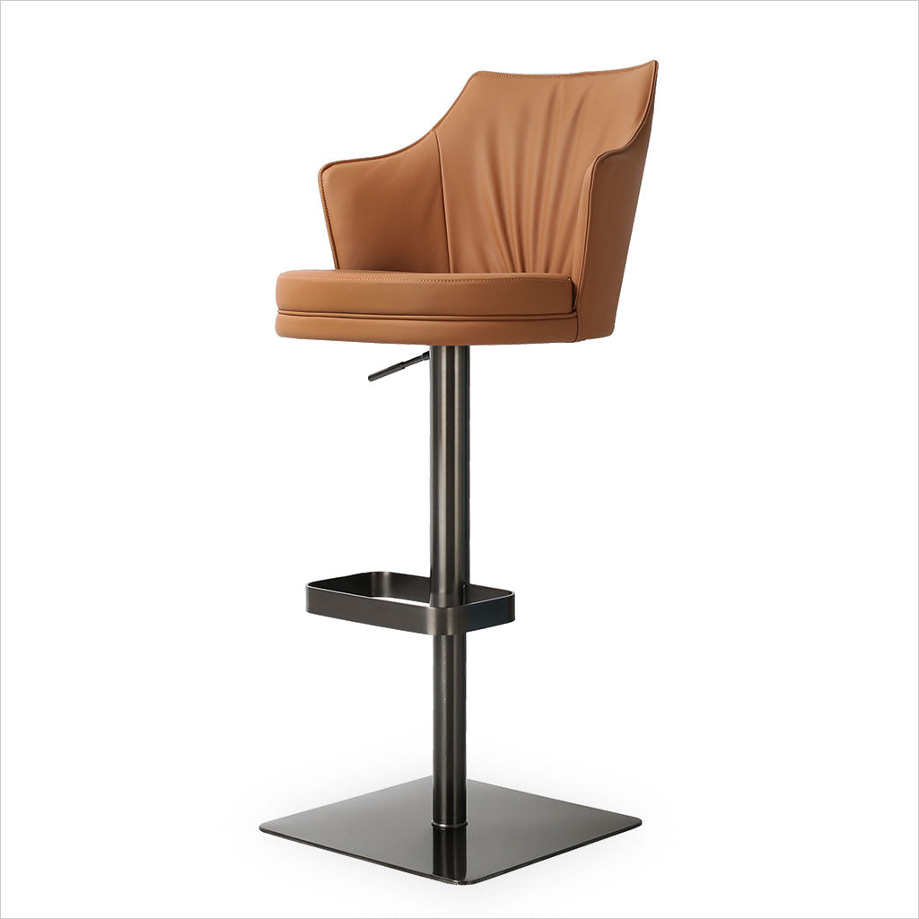 Manta Barstool - Sandy Brown w/ Gun Metal