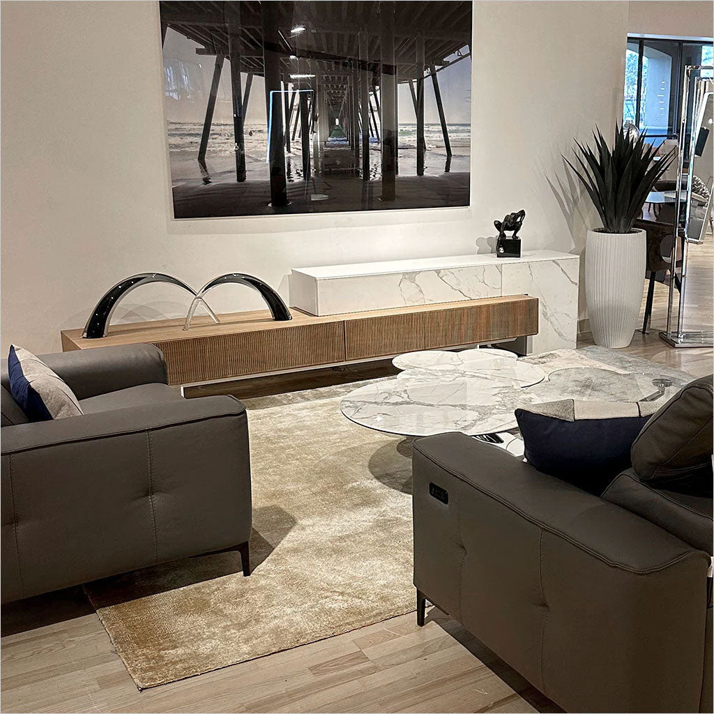 Echelon RSF TV Wall Unit - Bianco