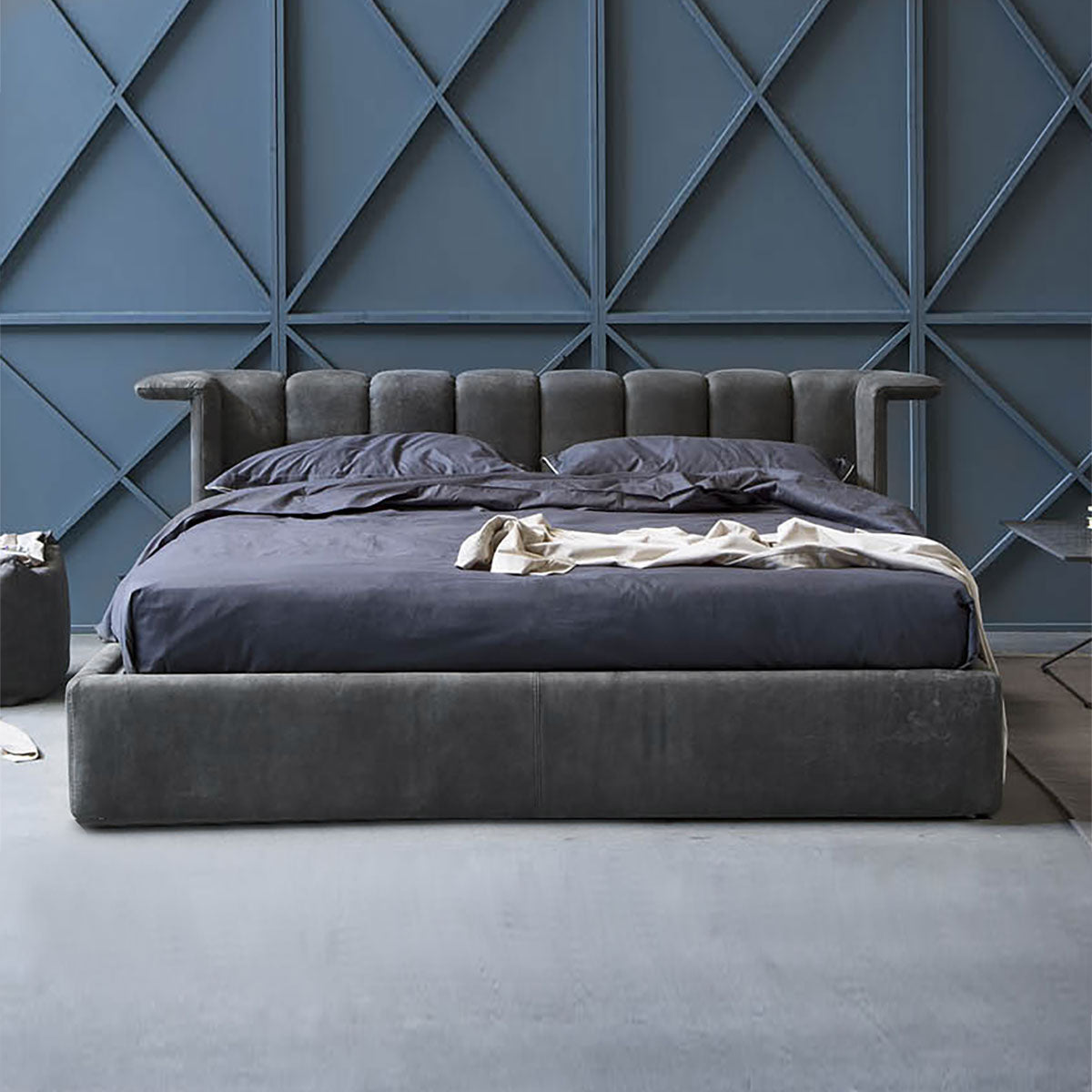Abito Bed - Dark Grey