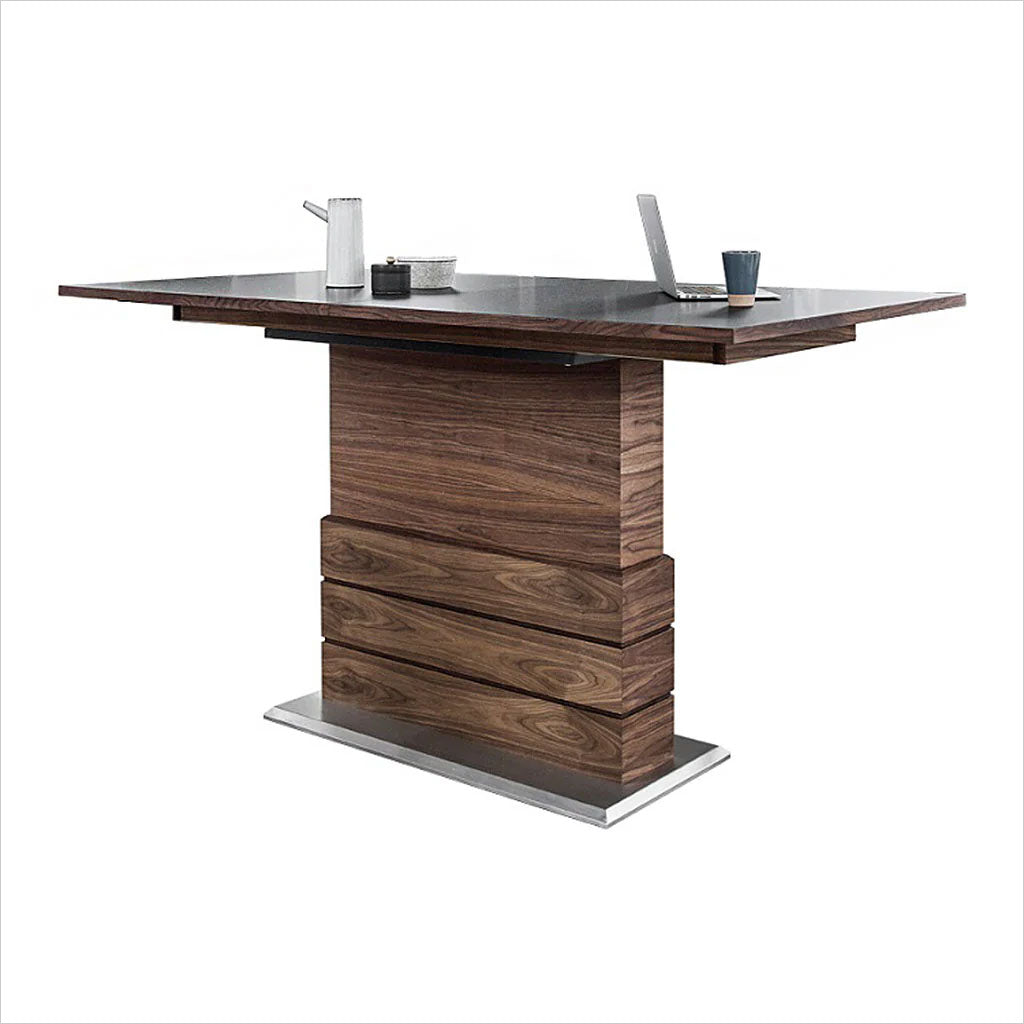 Level Adjustable Table