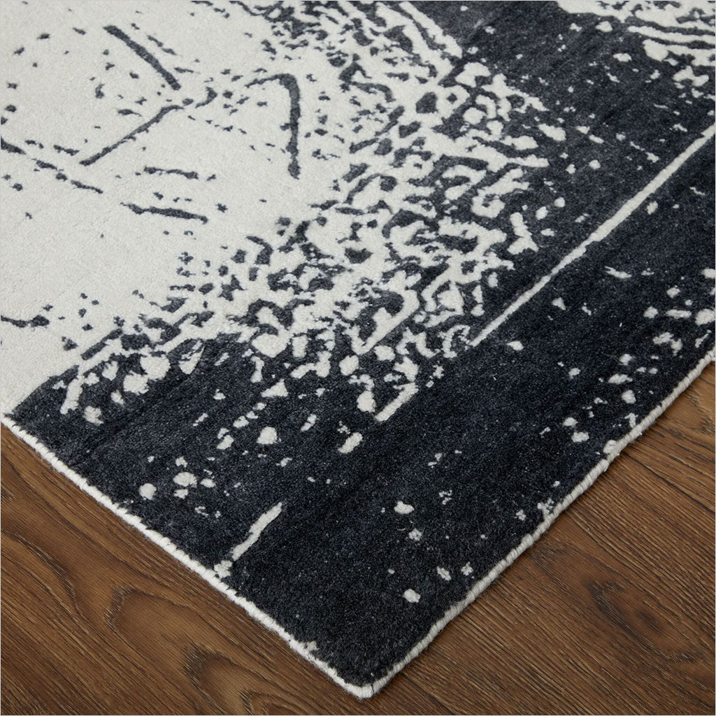 Coda Area Rug - Black Ivory