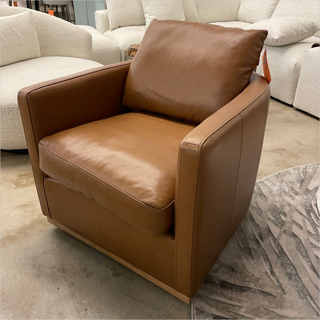 Millie Swivel Chair - OUTLET