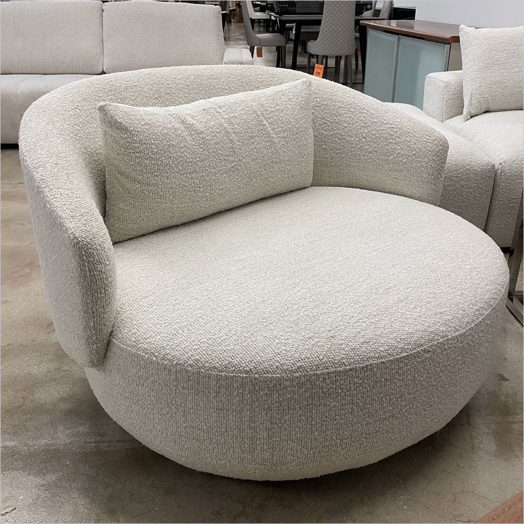 Emperor Swivel Chair - OUTLET