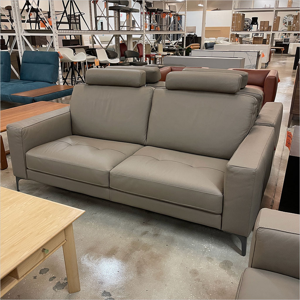 Geneva Sofa - OUTLET