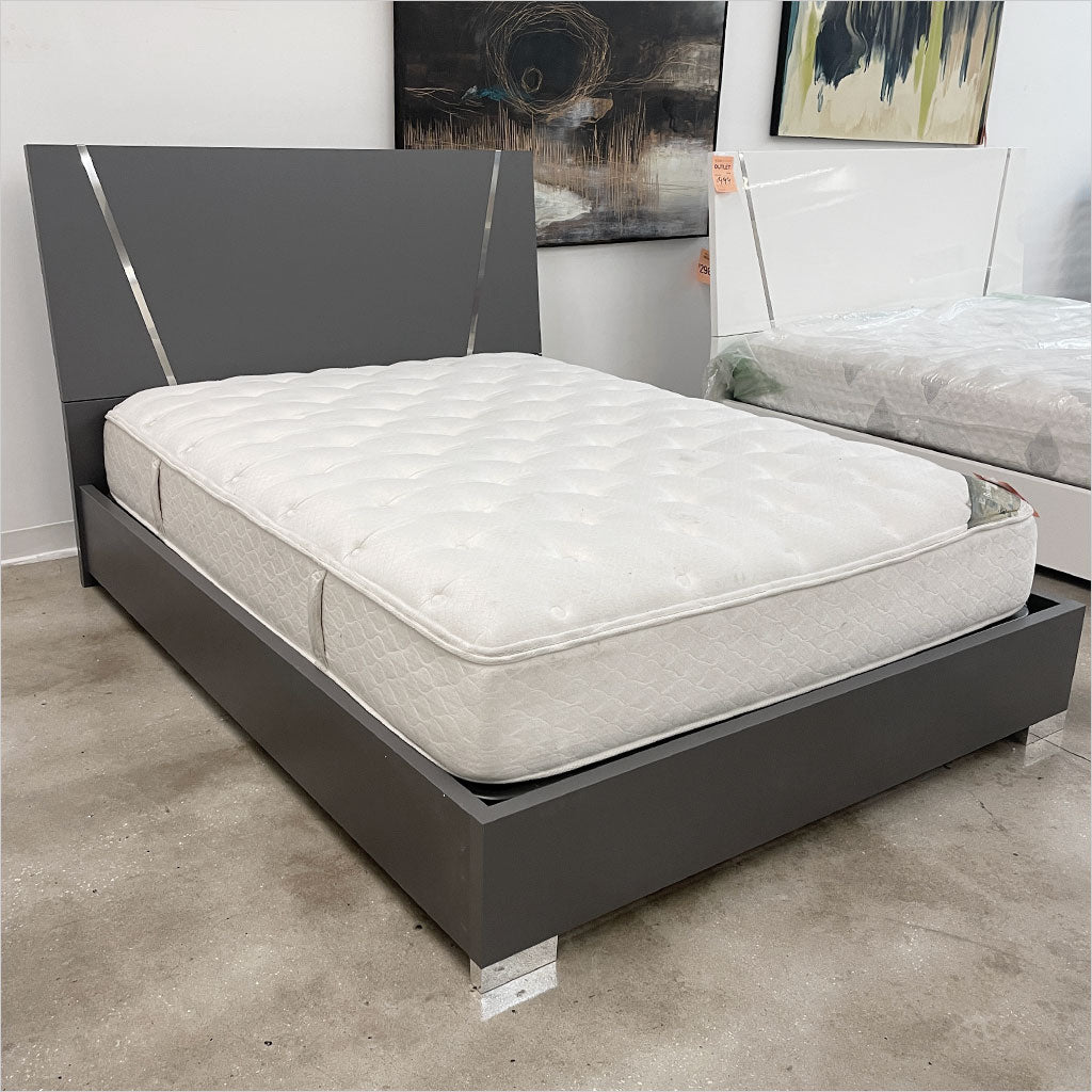 Sicilia Queen Bed - OUTLET