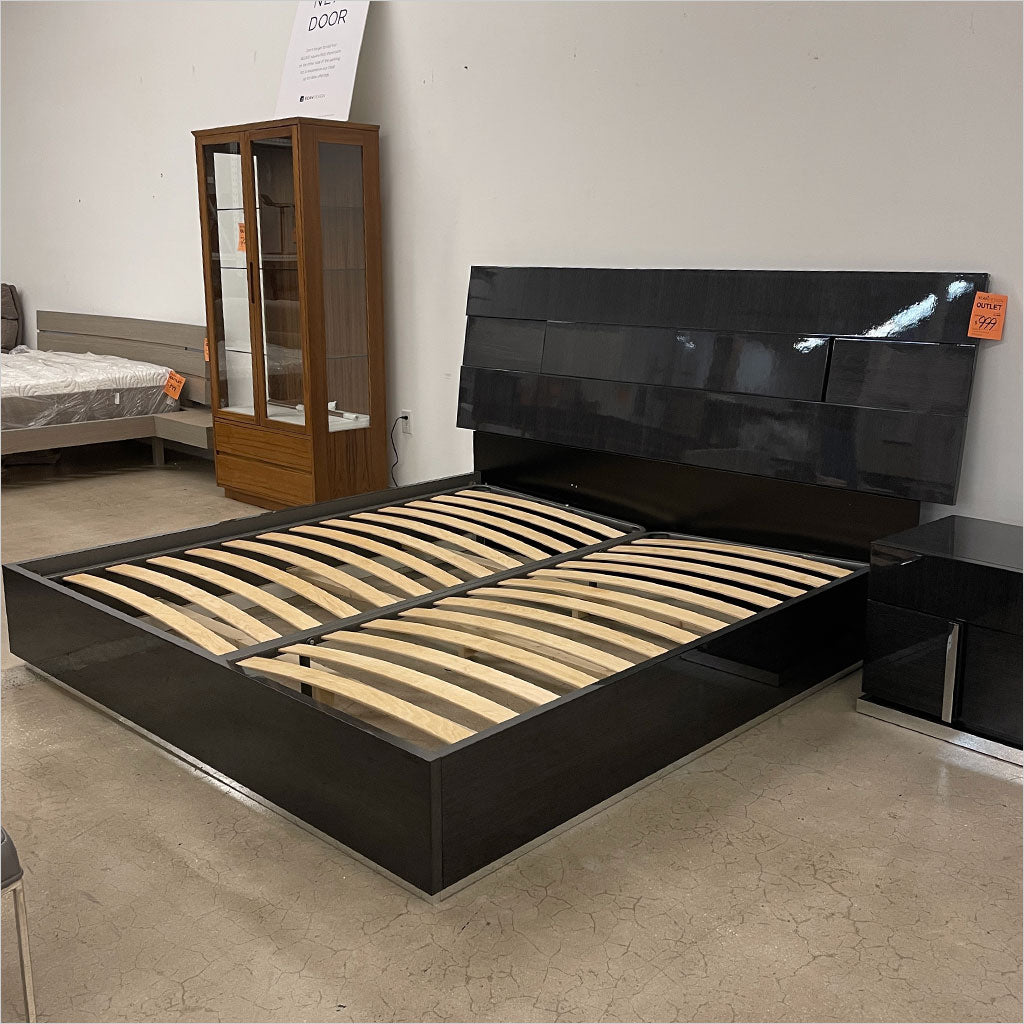 Riviera King Bed - OUTLET