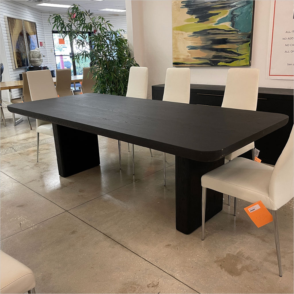 Luna Dining Table - OUTLET