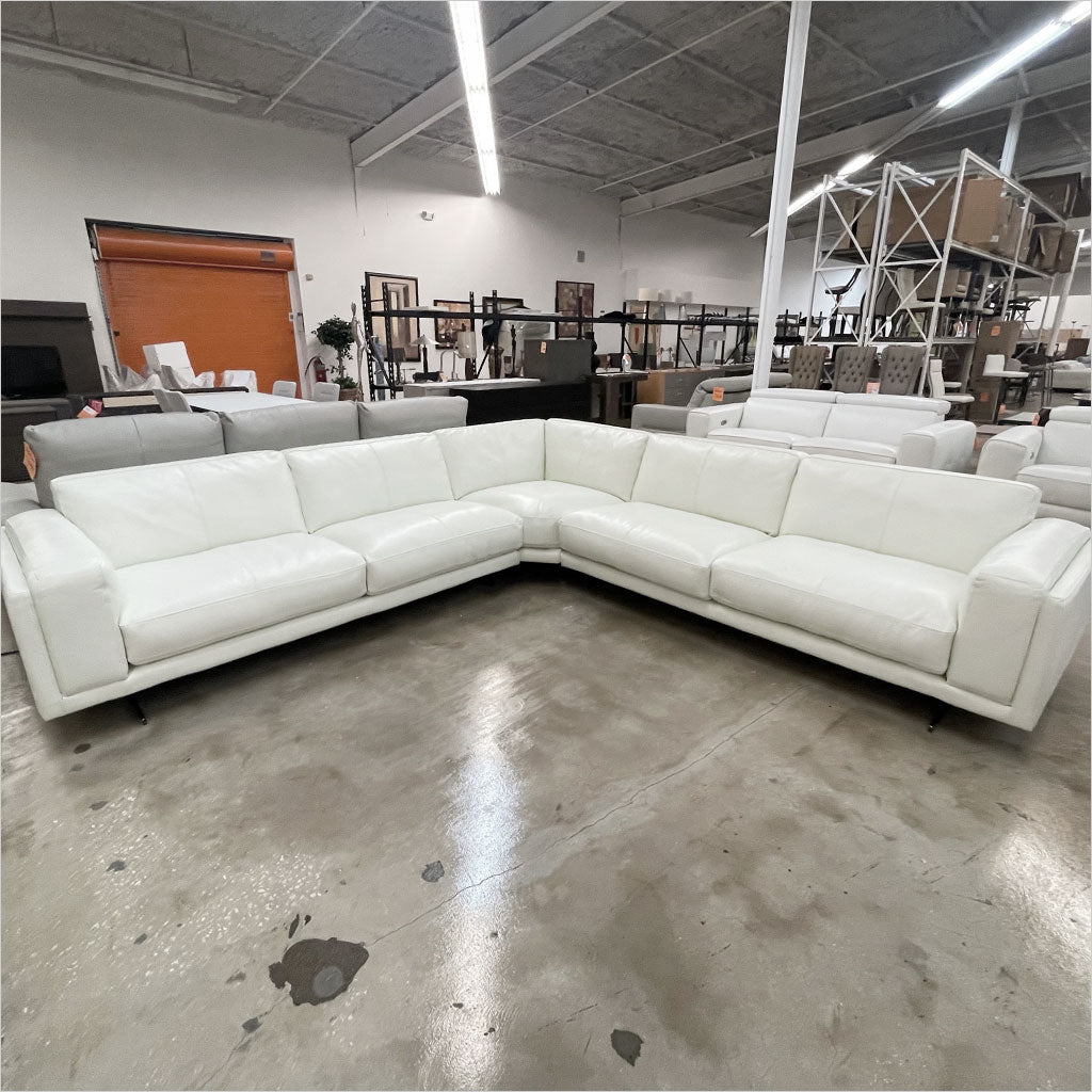 Nabu Sectional - OUTLET