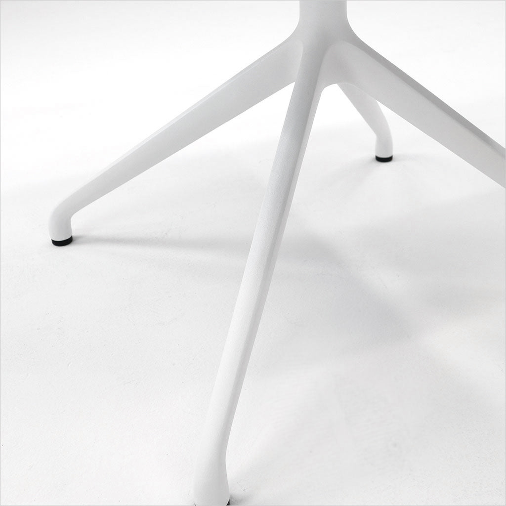 outdoor swivel dining chair