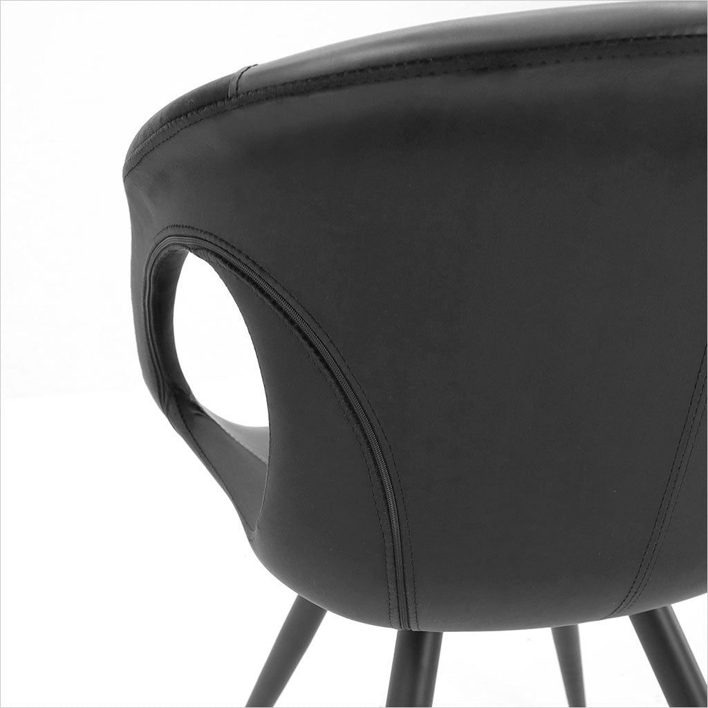 black dining chair