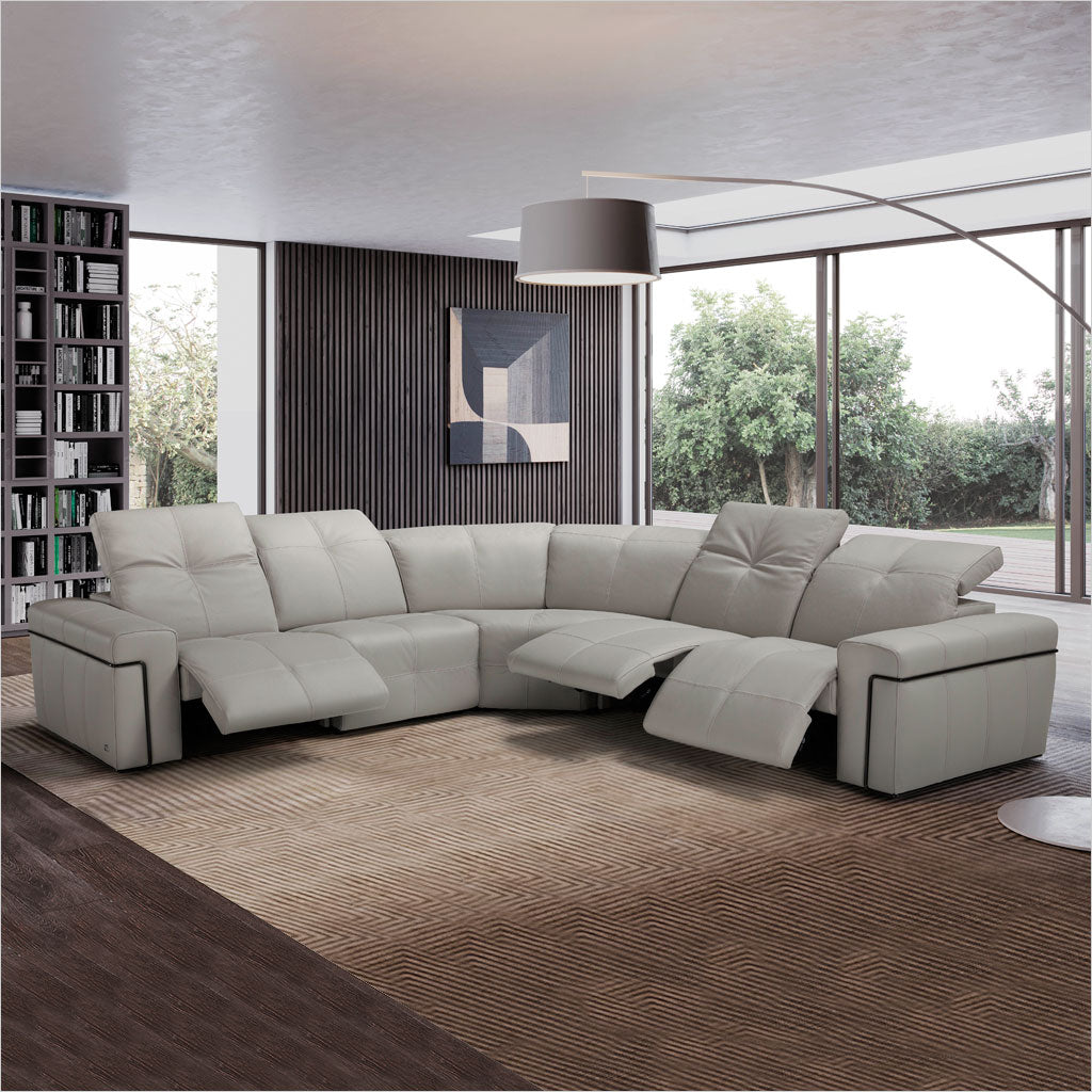 Aquila Large Sectional Leather Scan