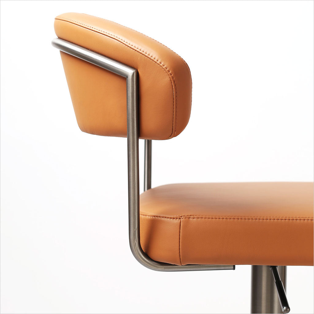 Abrazo Barstool - Sandy Brown w/ Gun Metal