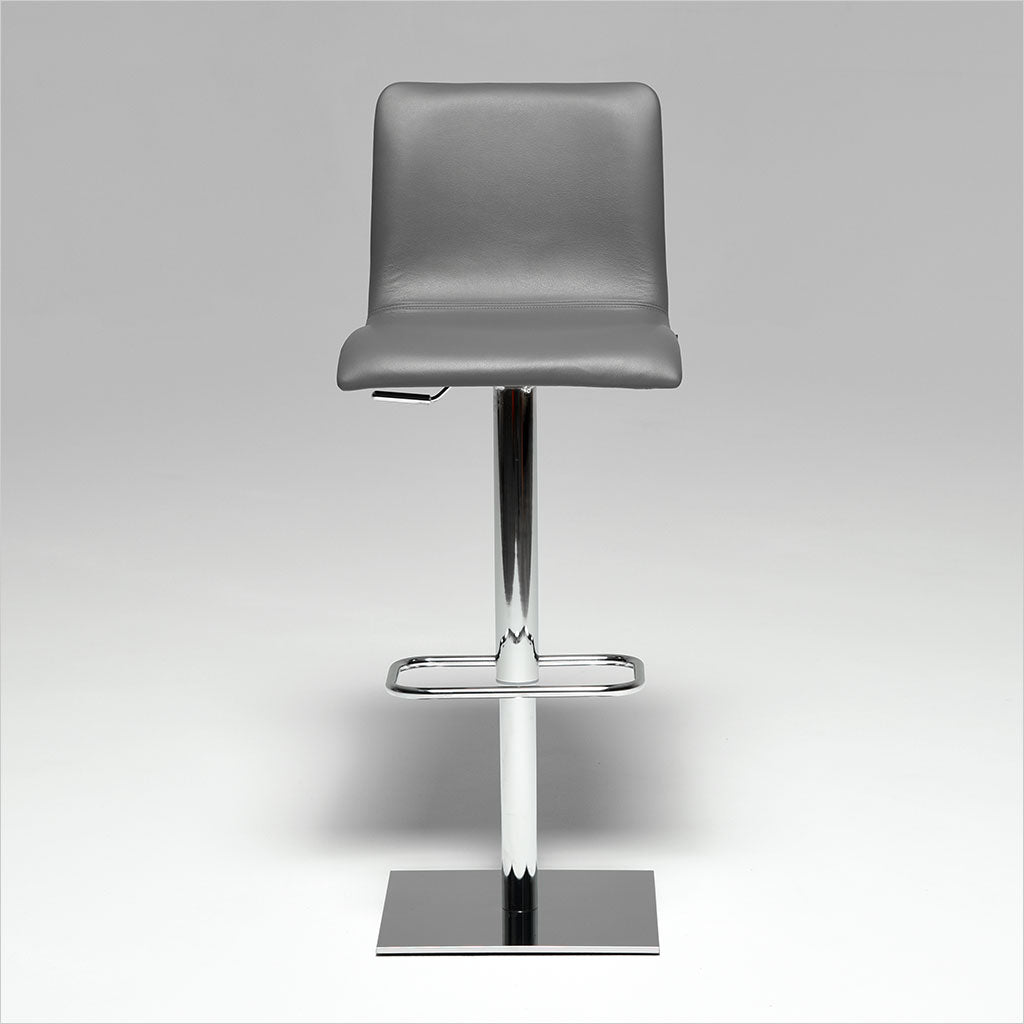 adjustable barstool with pedestal base and leather seating