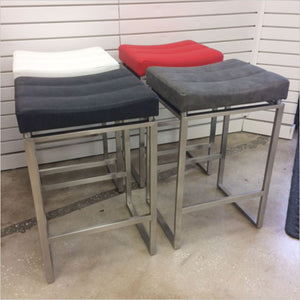 counter stool with upholstered seat and metal base